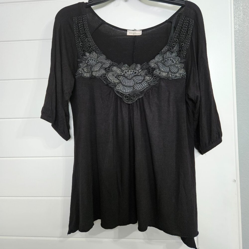 Smooch Women's A-Line 1X Black Blouse